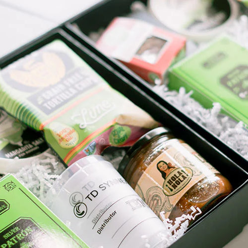 What Do You Put in a Corporate Gift Basket?