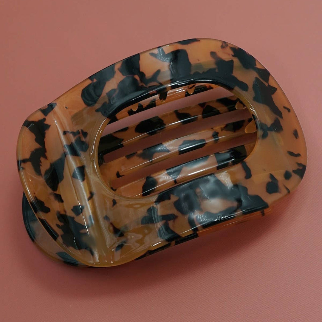Tortoise Jumbo Lay Flat Oval Hair Claw Clip