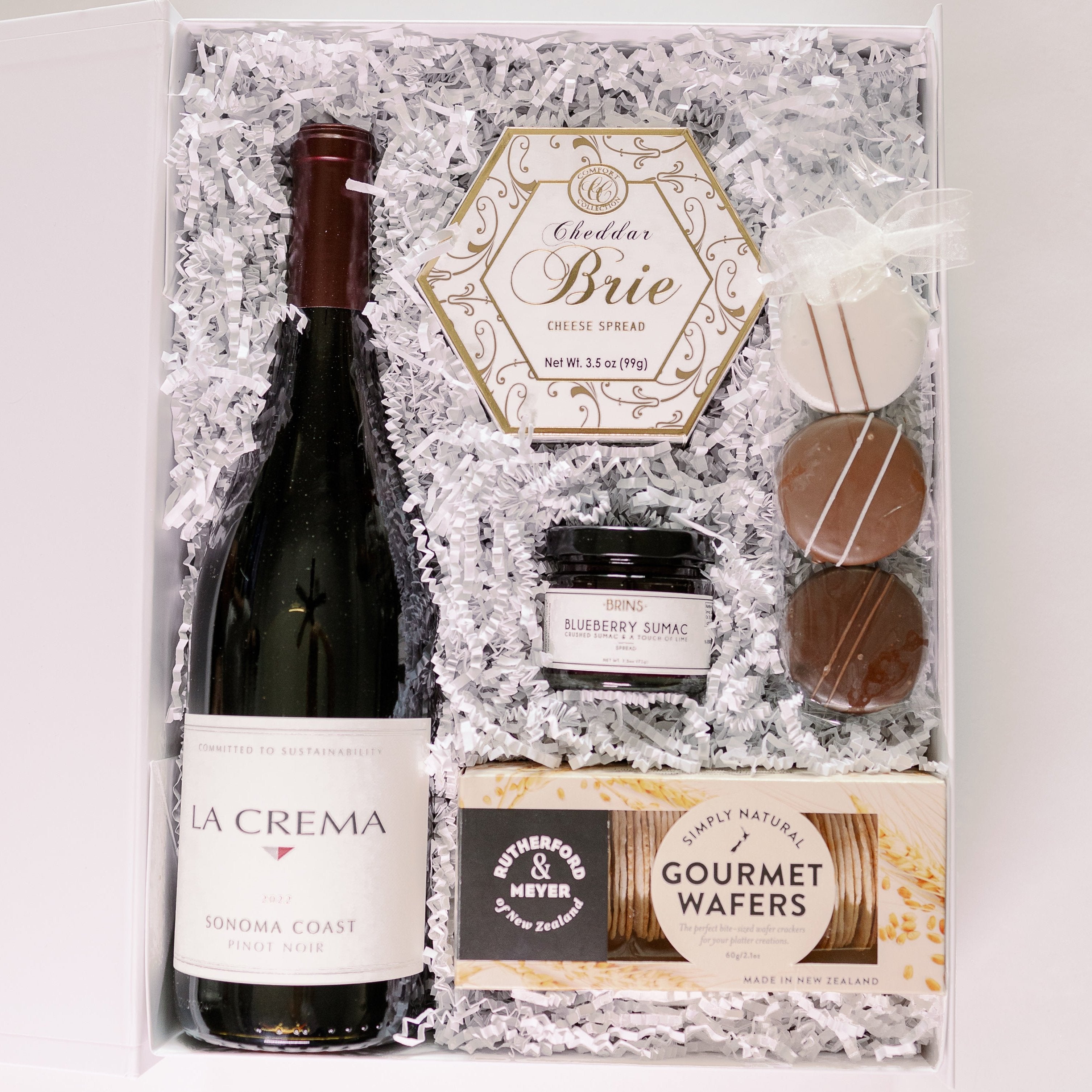 Gift Box, La Crema Pinot Noir – The Basketry by Phina