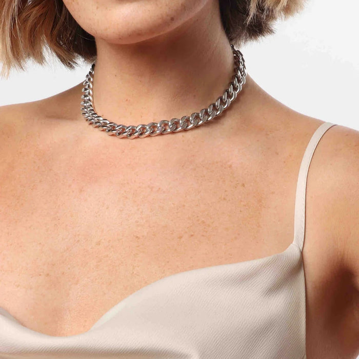 Queen Choker