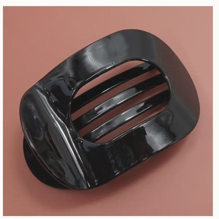 Black Jumbo Lay Flat Oval Hair Claw Clip