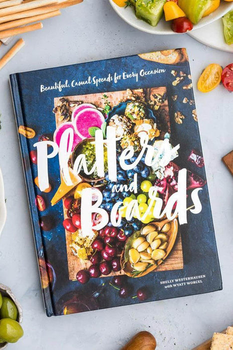 platters-and-boards-beautiful-casual-spreads-for-every-occasion-book-chronicle-books_2400x